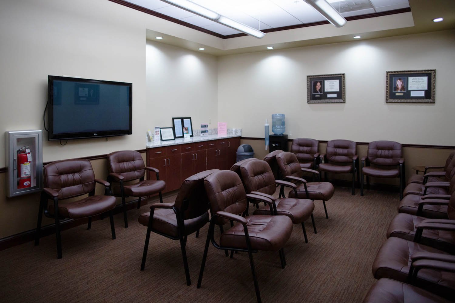 Columbia-Waiting-Room-3