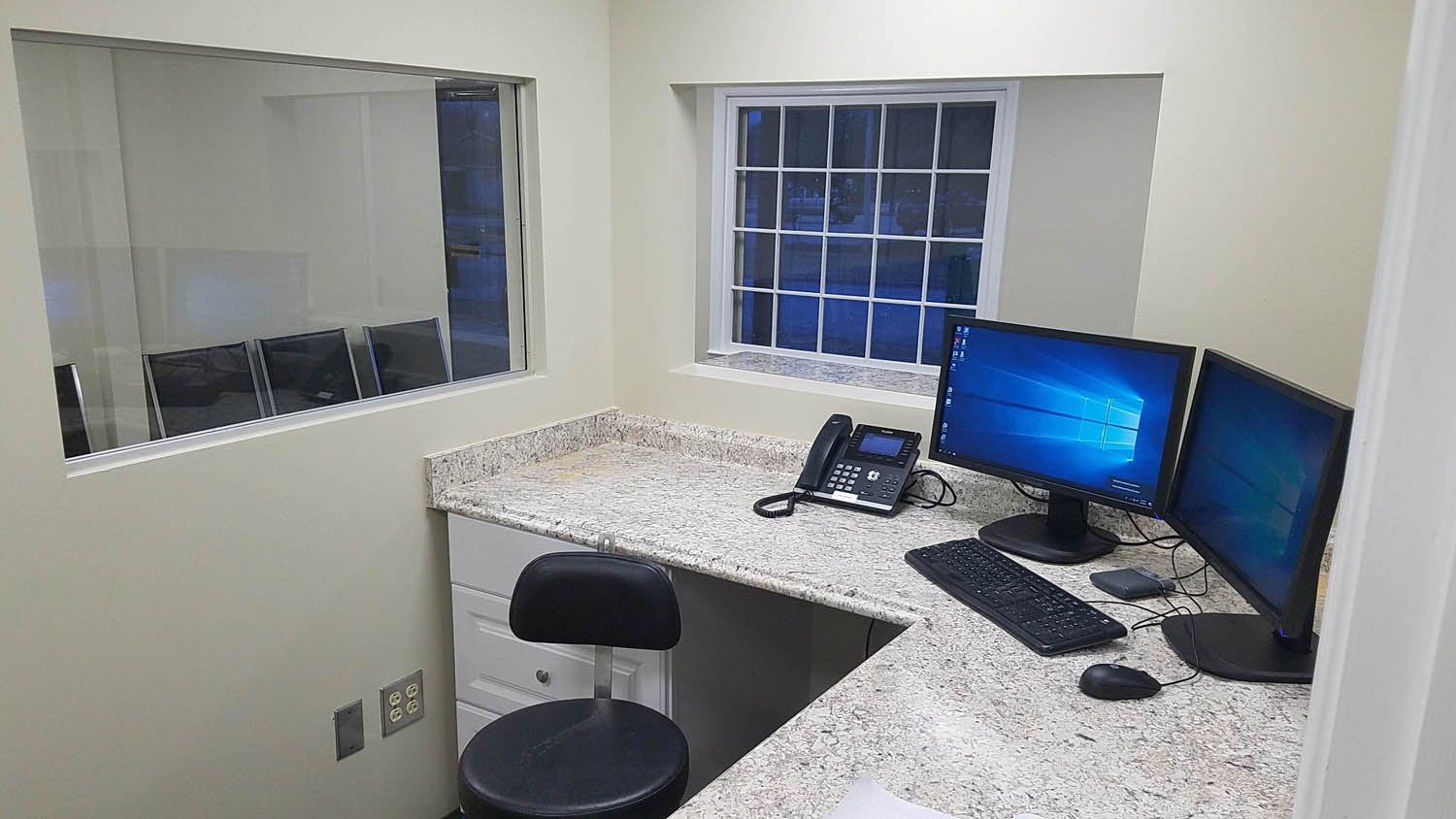 Decatur-AL-Front-Desk