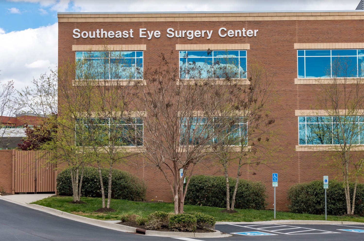 SouthEast_Eye_Surgery_Center__ASC_-_Google_Drive
