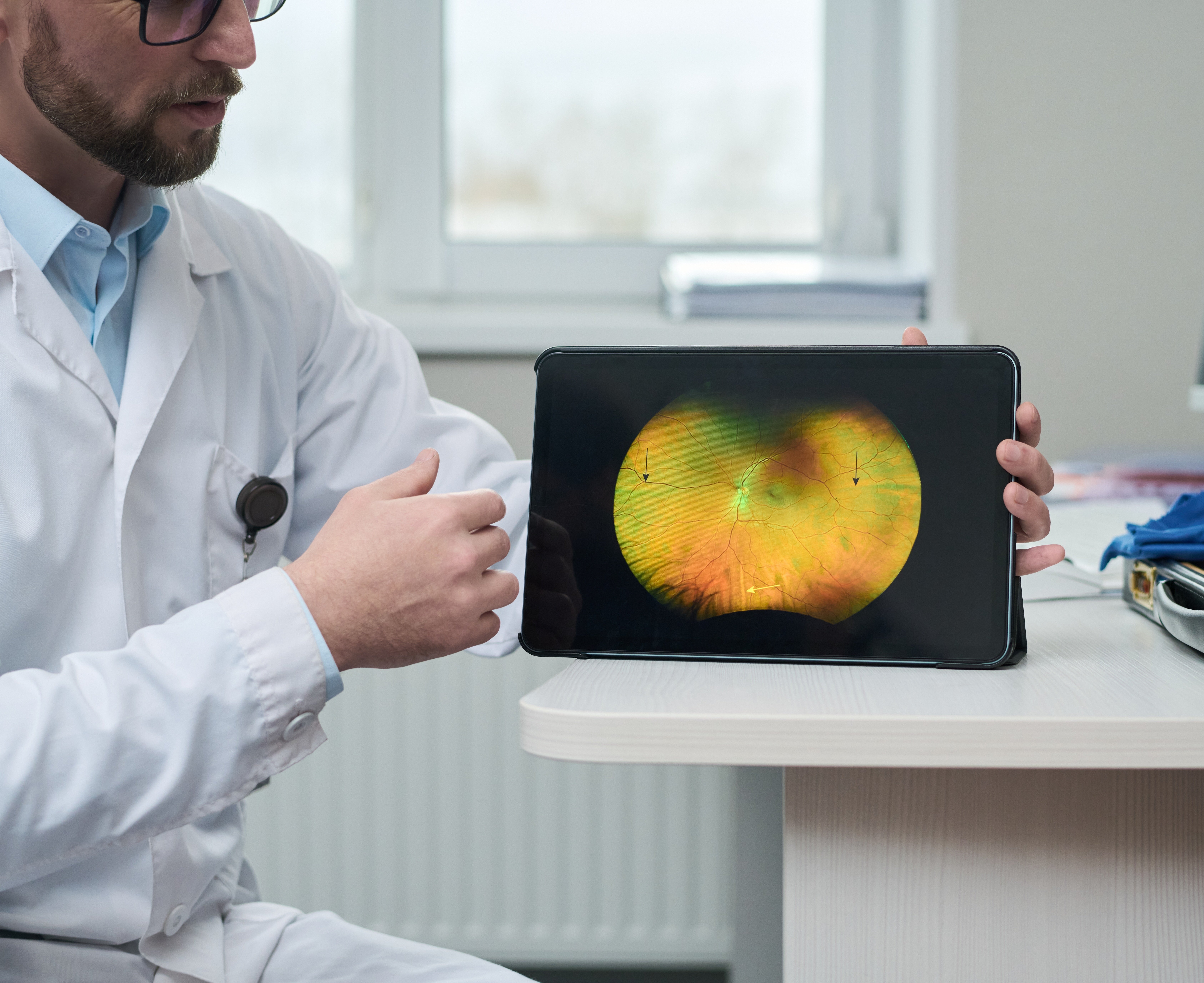 Patient receiving retina evaluation from SouthEast Eye Specialists and VisionAmerica