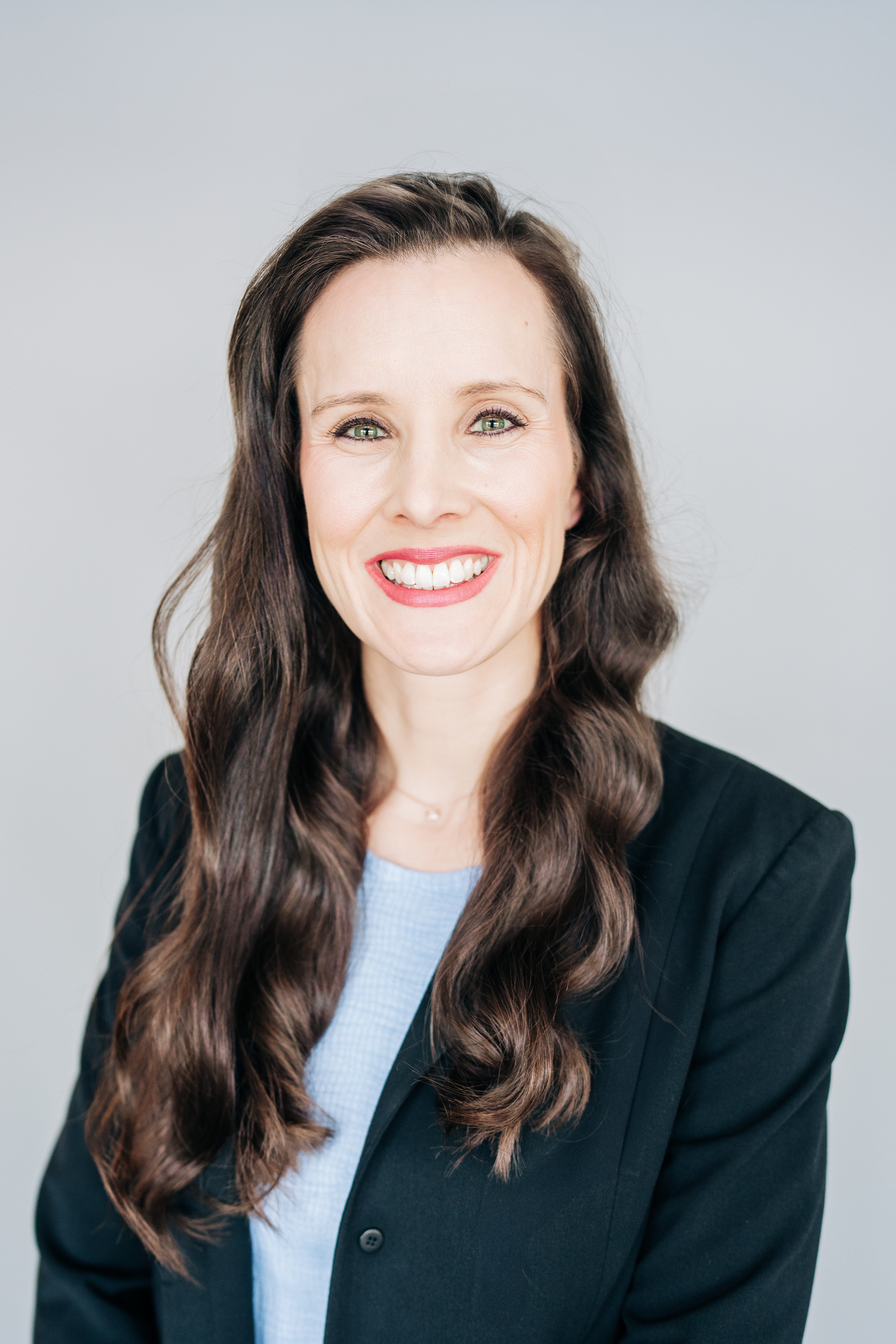 LaurenWHeadshots-2 (1)