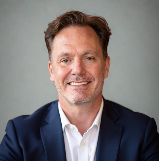 Mason Headshot grey background